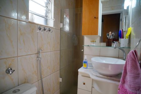Casa à venda com 377m², 4 quartos e 3 vagas Casa à venda com 377m², 4 quartos e 3 vagasBanheiro do Quarto 1