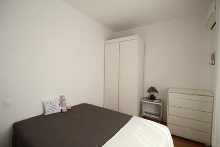 Apartamento à venda com 107m², 3 quartos e 1 vagaQuarto 2