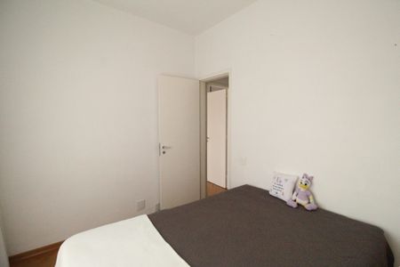 Apartamento à venda com 107m², 3 quartos e 1 vagaQuarto 2