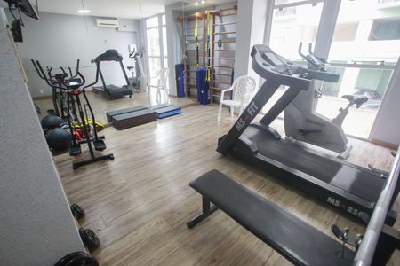 Apartamento à venda com 107m², 3 quartos e 1 vaga Apartamento à venda com 107m², 3 quartos e 1 vagaÁrea comum - Academia