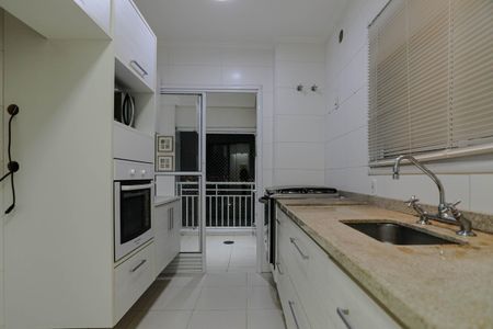 Apartamento para alugar com 127m², 3 quartos e 2 vagasCozinha