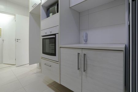 Apartamento para alugar com 127m², 3 quartos e 2 vagasCozinha