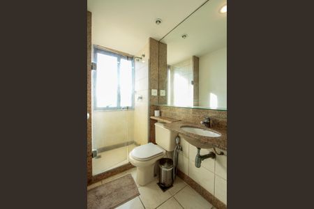 Apartamento à venda com 67m², 2 quartos e 1 vagaBanheiro