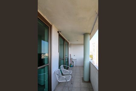 Apartamento à venda com 67m², 2 quartos e 1 vagaVaranda