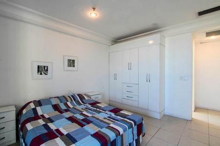 Apartamento à venda com 67m², 2 quartos e 1 vagaStudio