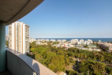 Apartamento à venda com 67m², 2 quartos e 1 vagaVaranda