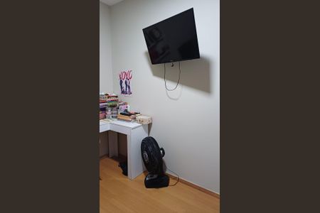 Quarto 2 de apartamento para alugar com 2 quartos, 50m² em Gardênia Azul, Rio de Janeiro