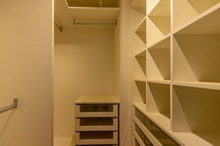 Apartamento à venda com 94m², 3 quartos e 2 vagas Apartamento à venda com 94m², 3 quartos e 2 vagasSuíte 1