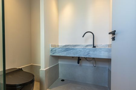 Apartamento à venda com 94m², 3 quartos e 2 vagas Apartamento à venda com 94m², 3 quartos e 2 vagasBanheiro da Suíte 1