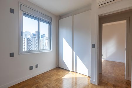 Apartamento à venda com 94m², 3 quartos e 2 vagas Apartamento à venda com 94m², 3 quartos e 2 vagasSuíte 2
