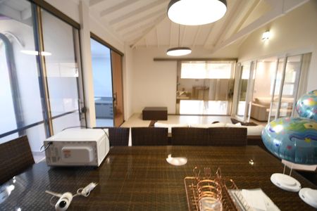 Casa de condomínio à venda com 200m², 3 quartos e 4 vagasSala 2