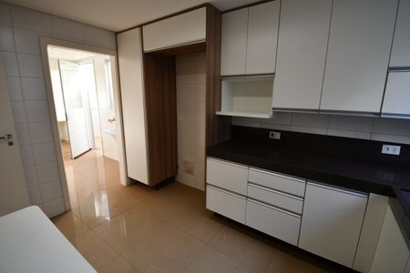 Casa de condomínio à venda com 200m², 3 quartos e 4 vagasCozinha
