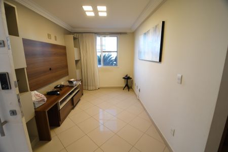 Casa de condomínio à venda com 200m², 3 quartos e 4 vagasSala