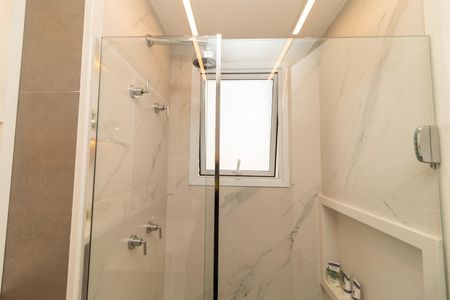 Apartamento à venda com 105m², 2 quartos e 2 vagasBanheiro da Suíte 1