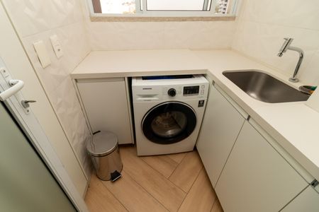 Apartamento à venda com 105m², 2 quartos e 2 vagasÁrea de Serviço