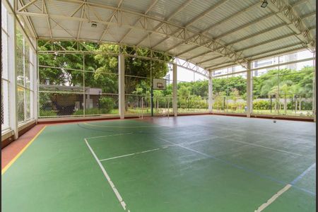 Apartamento à venda com 105m², 2 quartos e 2 vagasÁrea comum - Quadra