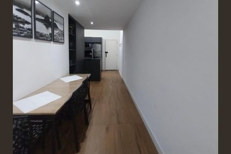 Apartamento à venda com 50m², 1 quarto e sem vagaCorredor