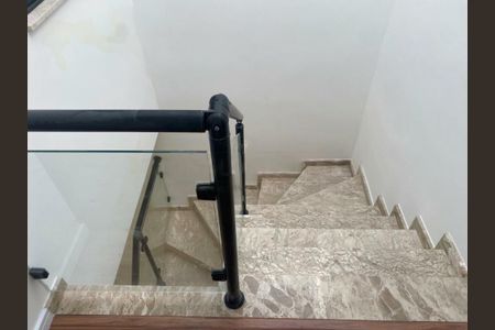 Casa à venda com 120m², 3 quartos e 2 vagas