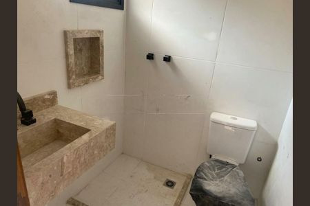 Casa à venda com 120m², 3 quartos e 2 vagas