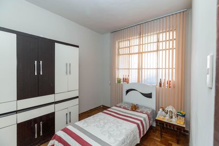 Casa à venda com 450m², 3 quartos e 1 vagaQuarto 1