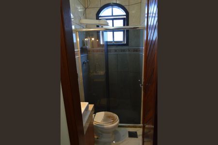 Casa à venda com 219m², 3 quartos e 3 vagasBanheiro Social