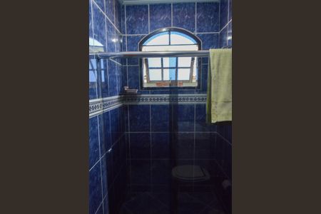 Casa à venda com 219m², 3 quartos e 3 vagasBanheiro da Suíte 2