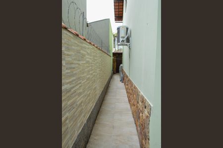 Casa à venda com 219m², 3 quartos e 3 vagasCorredor