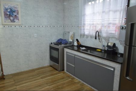 Casa à venda com 219m², 3 quartos e 3 vagasCozinha