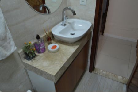 Casa à venda com 219m², 3 quartos e 3 vagasLavabo