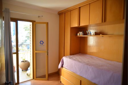 Apartamento à venda com 110m², 4 quartos e 2 vagasQuarto 3