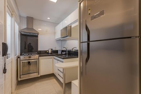 Apartamento à venda com 76m², 1 quarto e 2 vagasCozinha