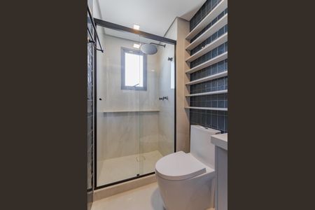 Apartamento à venda com 76m², 1 quarto e 2 vagasBanheiro da Suíte