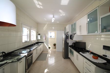 Casa à venda com 230m², 3 quartos e 5 vagasCozinha