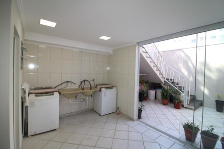 Casa à venda com 230m², 3 quartos e 5 vagasÁrea de Serviço
