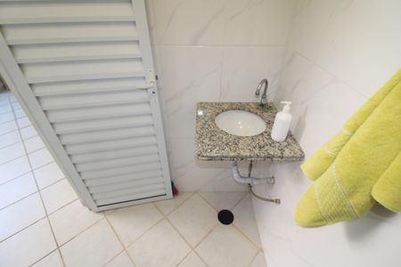 Casa à venda com 230m², 3 quartos e 5 vagasÁrea de Serviço - Lavabo