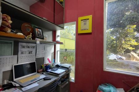 Casa de condomínio para alugar com 600m², 4 quartos e 2 vagasEscritório