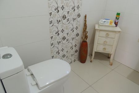 Casa de condomínio para alugar com 600m², 4 quartos e 2 vagasLavabo