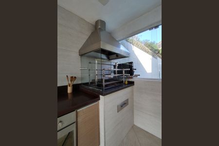 Casa de condomínio para alugar com 600m², 4 quartos e 2 vagasÁrea gourmet