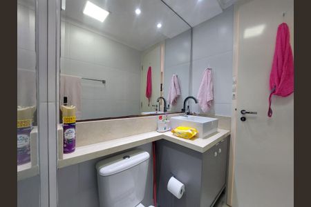 Apartamento à venda com 69m², 2 quartos e 1 vagaBanheiro 2