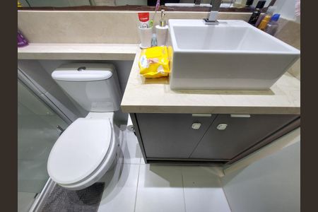 Apartamento à venda com 69m², 2 quartos e 1 vagaBanheiro 2