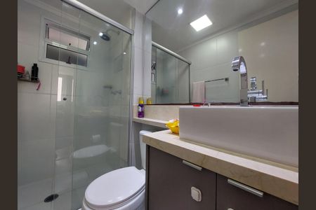 Apartamento à venda com 69m², 2 quartos e 1 vagaBanheiro 2