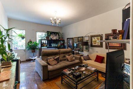 Apartamento à venda com 125m², 2 quartos e 1 vaga Apartamento à venda com 125m², 2 quartos e 1 vagaSala