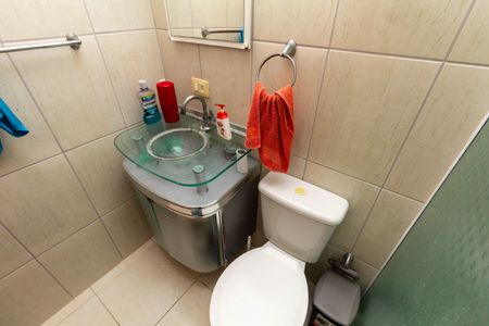 Casa à venda com 110m², 2 quartos e 2 vagasBanheiro Suíte 1