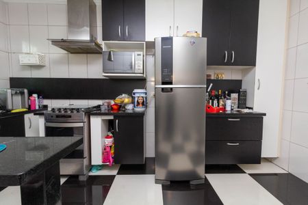 Casa à venda com 110m², 2 quartos e 2 vagasCozinha