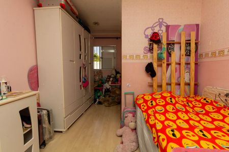 Casa à venda com 110m², 2 quartos e 2 vagasSuíte 2