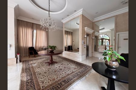 Apartamento à venda com 275m², 3 quartos e 5 vagas Apartamento à venda com 275m², 3 quartos e 5 vagasÁrea comum