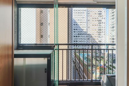 Apartamento à venda com 44m², 2 quartos e 1 vagaVaranda