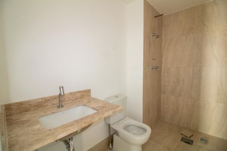 Apartamento à venda com 136m², 3 quartos e 2 vagasBanheiro da Suíte 2
