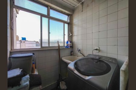 Apartamento à venda com 81m², 2 quartos e 1 vaga Apartamento à venda com 81m², 2 quartos e 1 vagaÁrea de Serviço