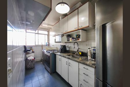 Apartamento à venda com 81m², 2 quartos e 1 vaga Apartamento à venda com 81m², 2 quartos e 1 vagaCozinha